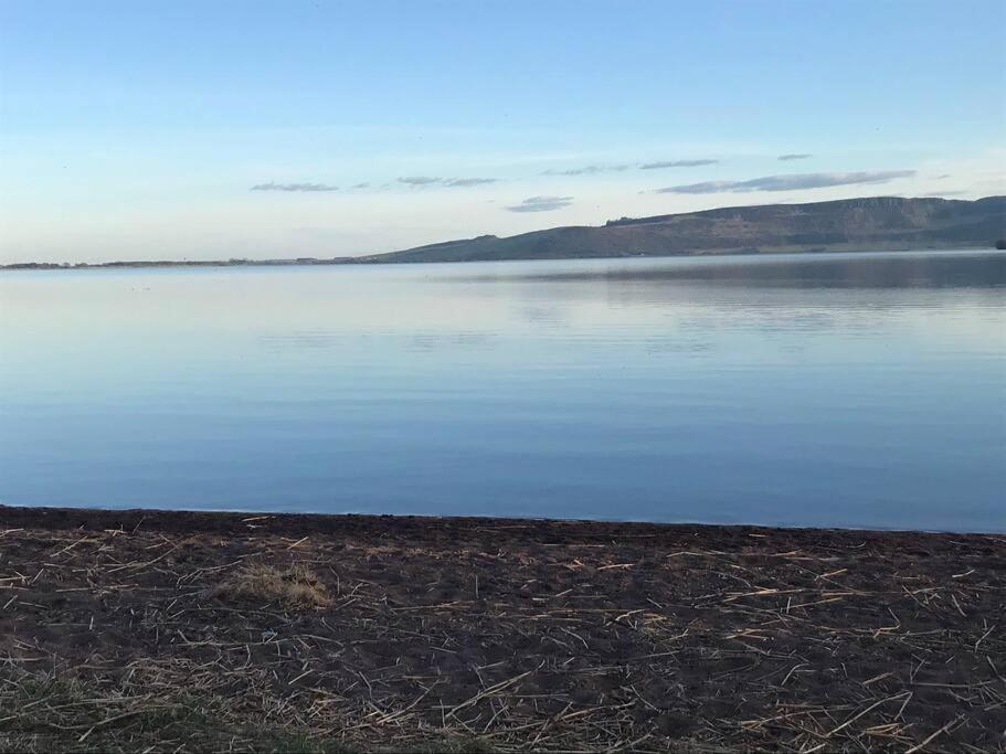 Loch Leven Getaway - 2 Bed House Apartamento Kinross Exterior foto