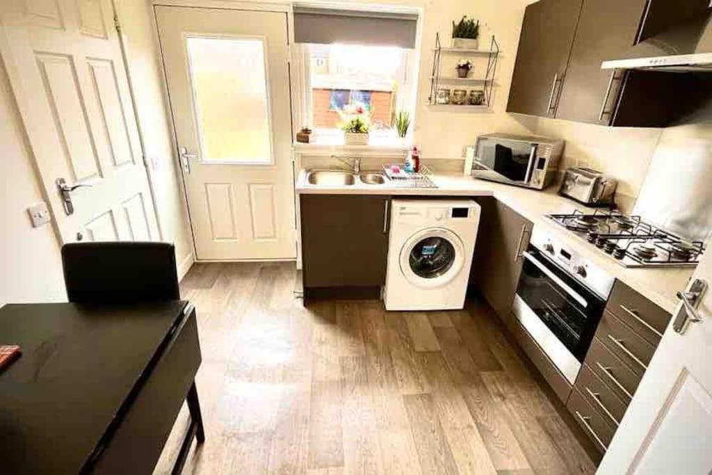 Loch Leven Getaway - 2 Bed House Apartamento Kinross Exterior foto